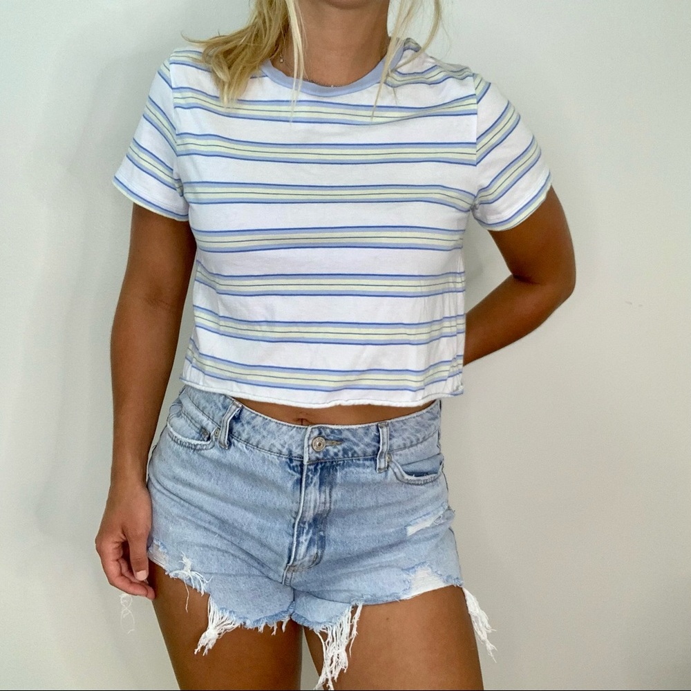 Blue Striped White Cropped T Shirt Size Medium